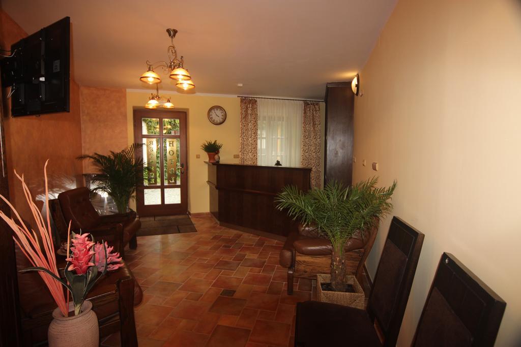 Hotel Pelikan Třeboň Екстериор снимка