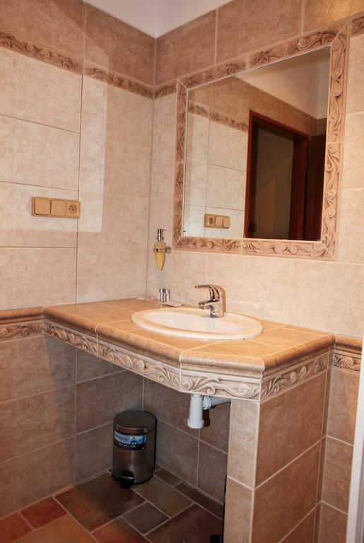 Hotel Pelikan Třeboň Стая снимка