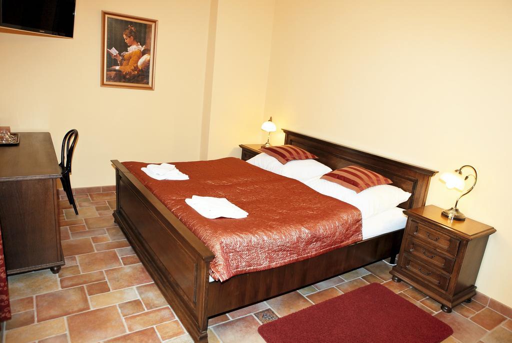 Hotel Pelikan Třeboň Стая снимка