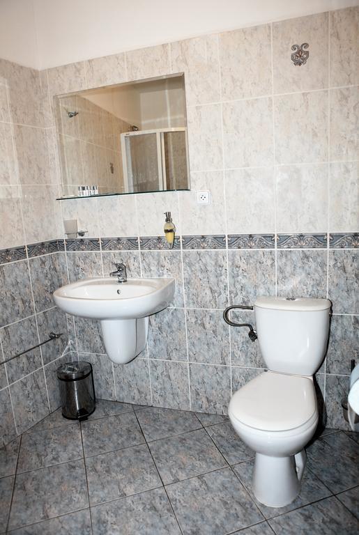 Hotel Pelikan Třeboň Стая снимка