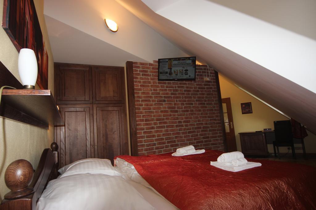 Hotel Pelikan Třeboň Екстериор снимка